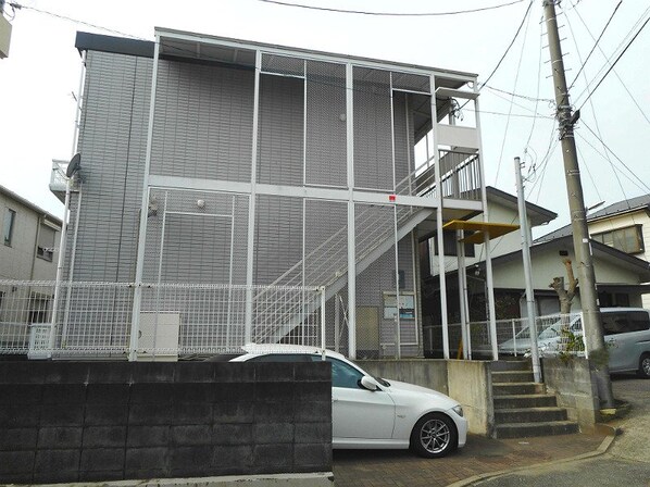 レオパレスエミネントの物件外観写真